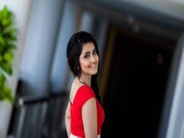 anupama-parameshwaran-tic-tok-video-on