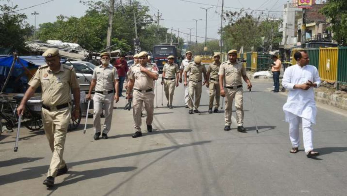 Delhi Jahangirpuri Violence Arms Supplier Encounter Injury 