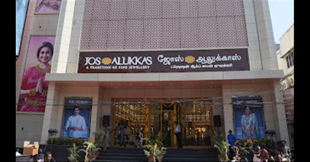 Coimbatore Gandhipuram Jos Alukkas Jewellery Shop Gold Jewel Robbery