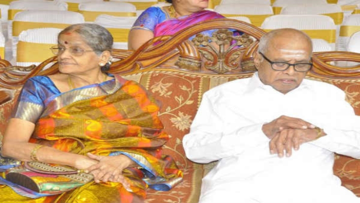 drirector Balachandar wife died today