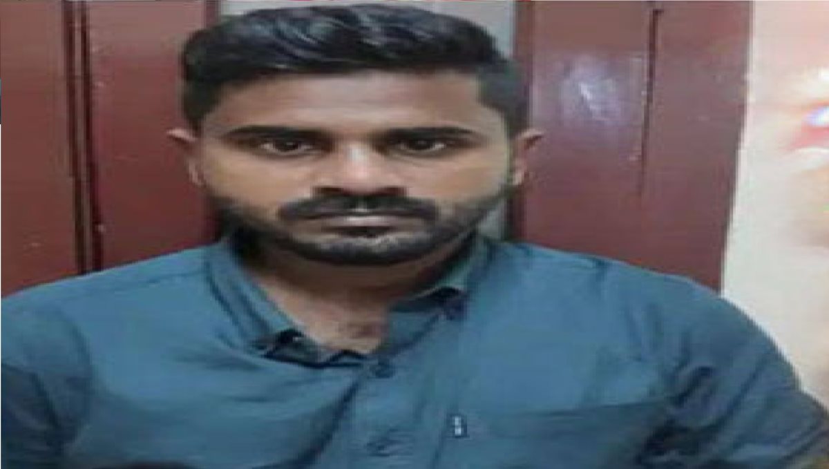 Kerala Adoor Kayankulam Man Escape After Complete First Night With Wife Robber Jewel and Money