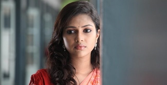 Amala paul Halloween photos goes viral