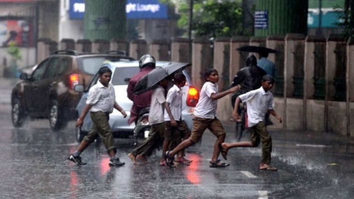 gaja cyclone - tamilnadu school holiday