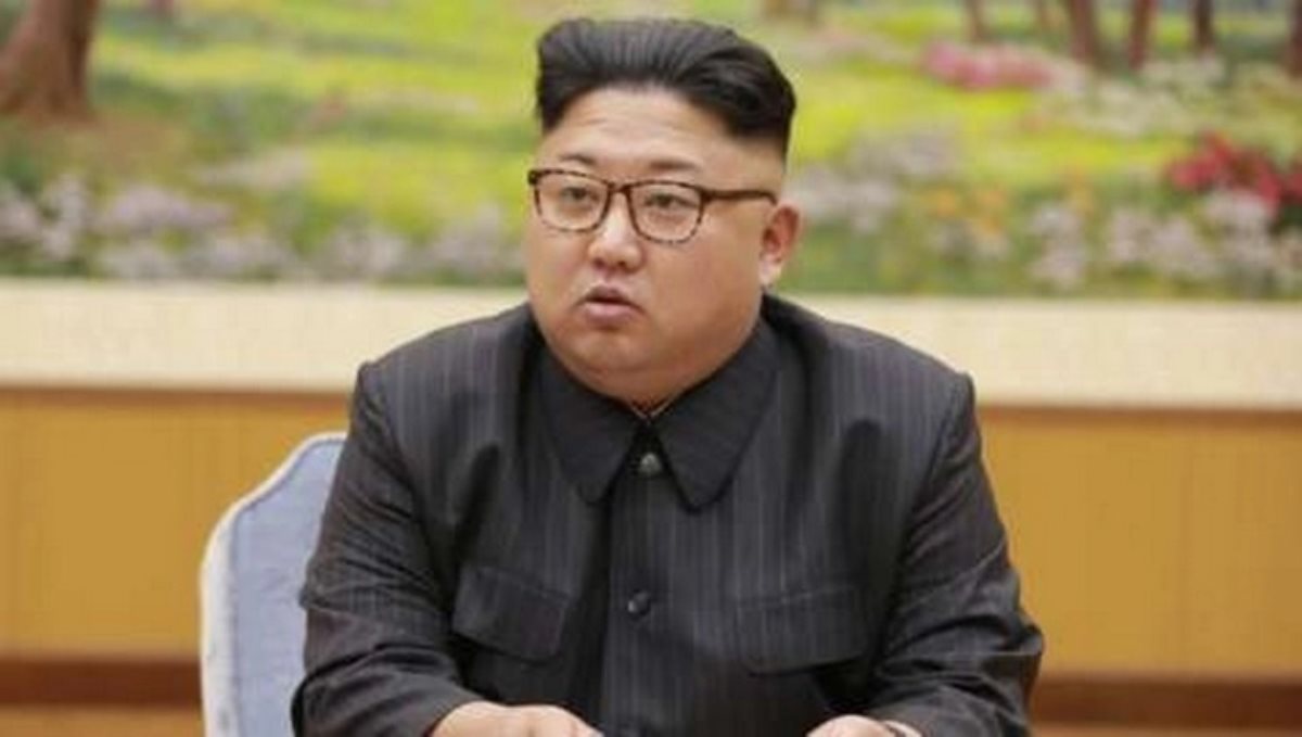 public don't laugh 11 days in North korea