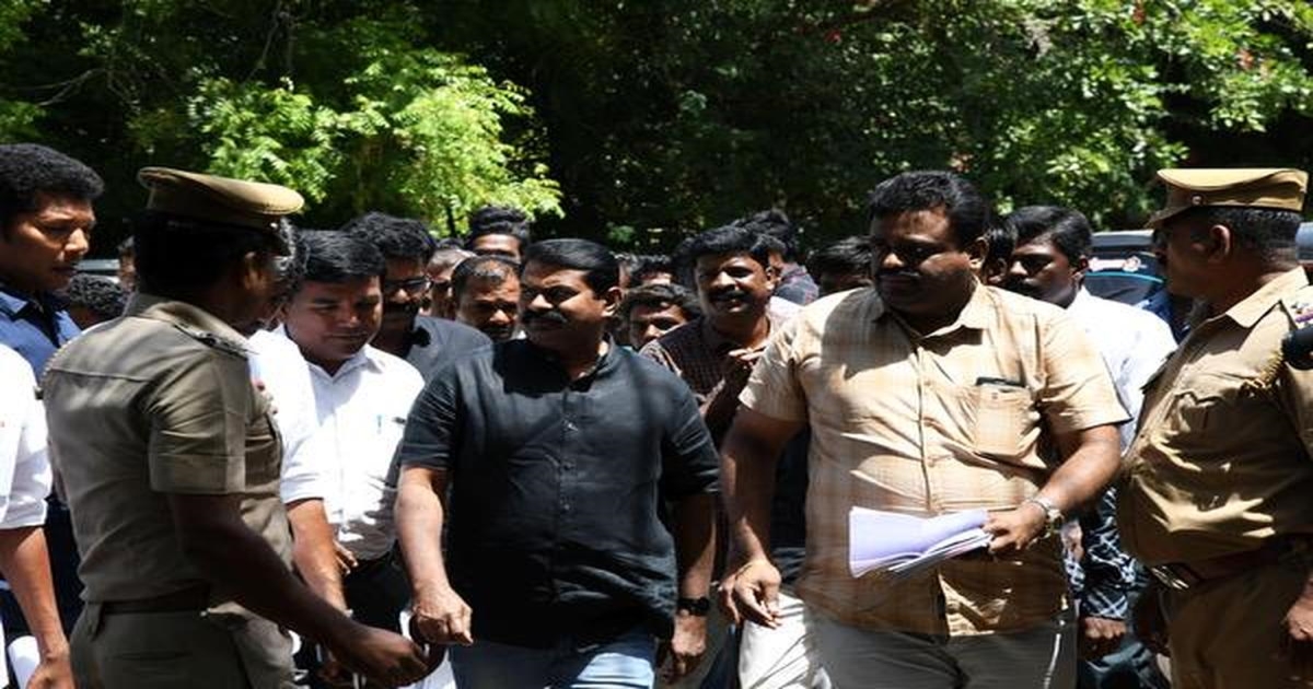 tnsrlm-employees-protest-seeman-arrest-chennai