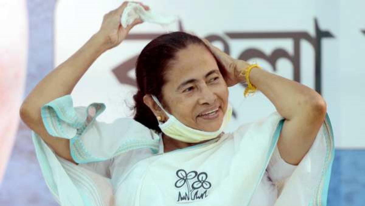 Mamata Banerjee became the Chief Minister