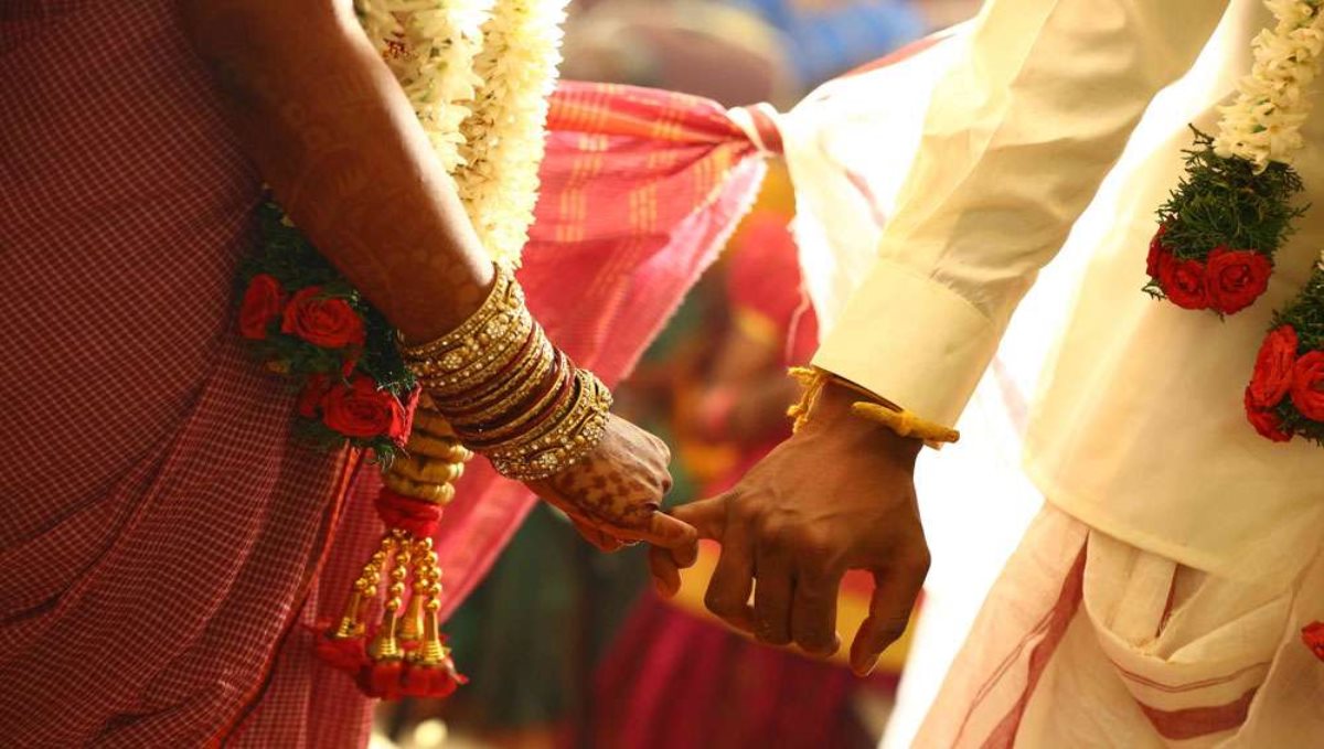 Director ashwin saravanan got marriage 