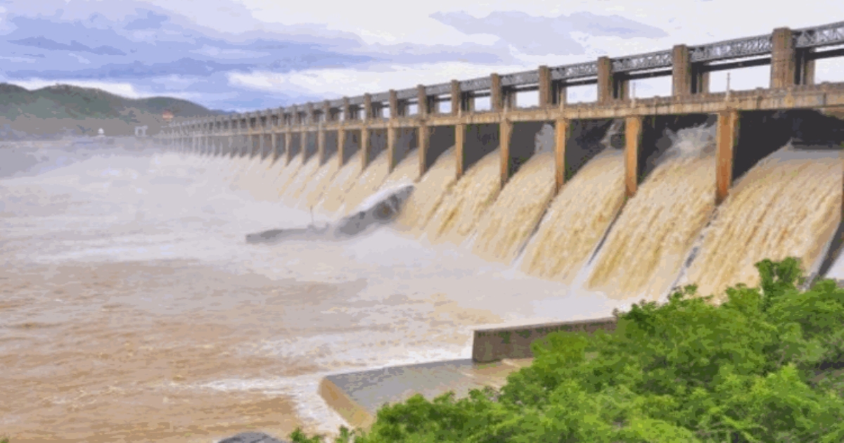 TN Govt Warning to 11 Delta Districts Kavery River Water Discharge 