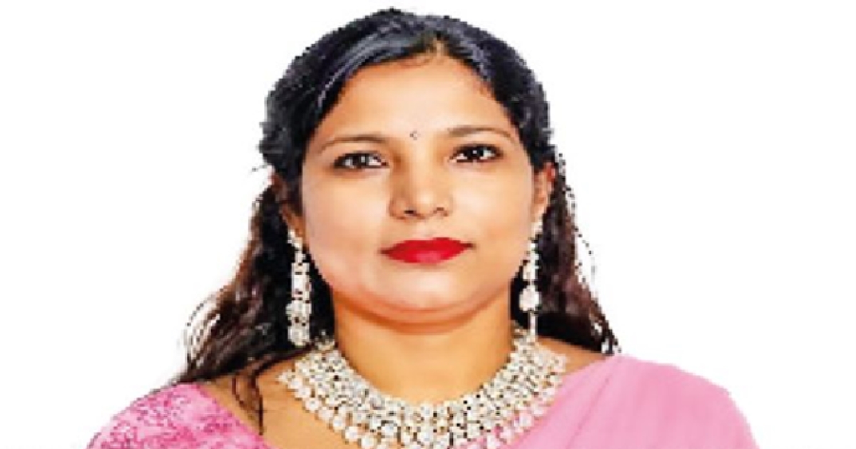 Wife Allegedly Hires Contract Killers to Murder Husband on Moving Train Over Extramarital Affair