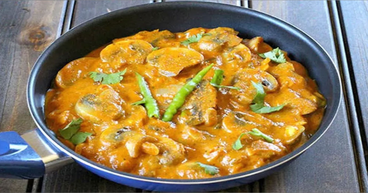 How to Make Chettinad Style Mushroom Gravy 