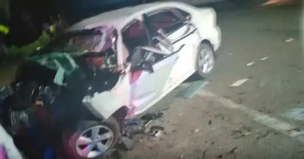 Tragedy happened while returning home after celebrating Diwali.. Shocked family..!