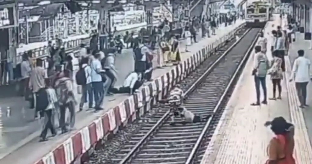 railway-accident-averted-ambernath-hero-saves-man