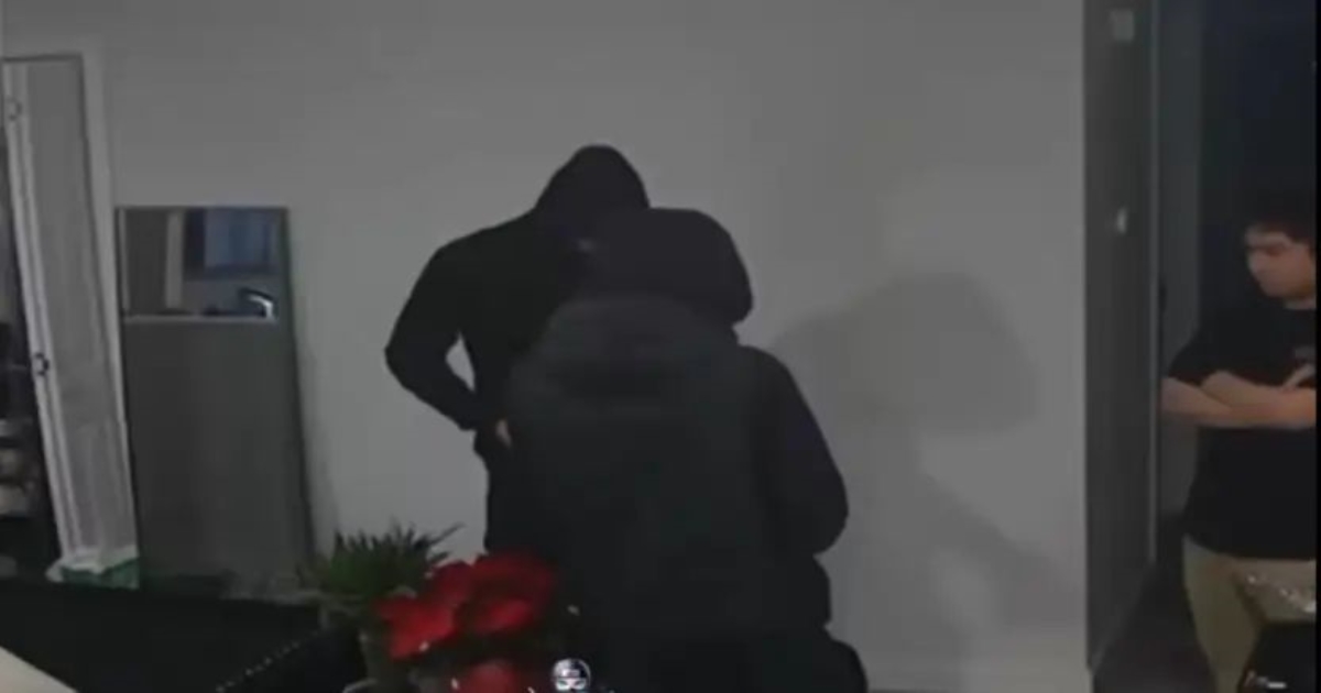 canada-calgary-online-sale-attack-warning