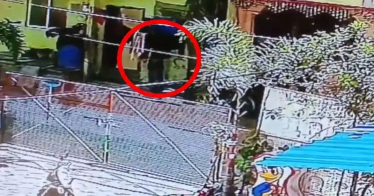 ujjain-youth-arrested-stealing-womens-clothes-one-sided