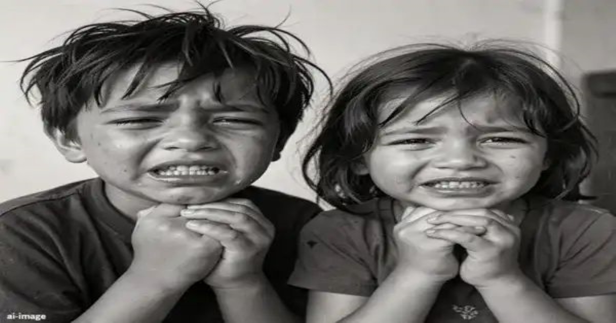 maharashtra-mother-abandons-children-bus