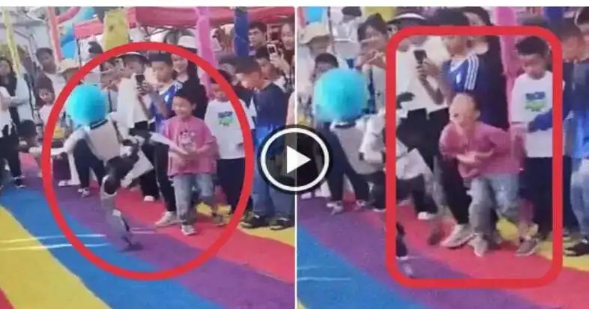 robot-kicks-boy-at-xinjiang-exhibition-china