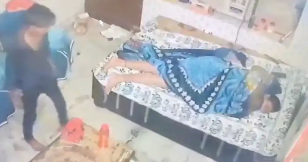 kanpur-bjp-woman-leader-house-theft-cctv-video