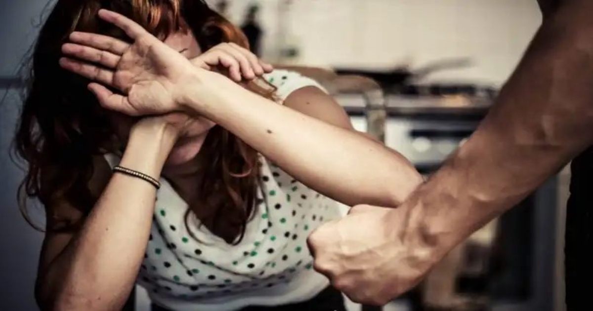 uttar-pradesh-aunt-accused-of-trying-to-force-niece-int