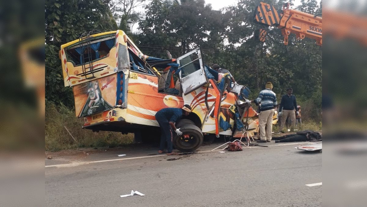 Karnataka mini bus and lorry accident