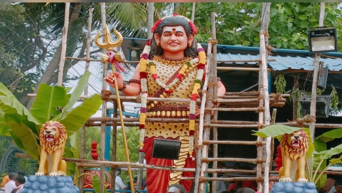 Nithiyanandha statue in Pondicherry 