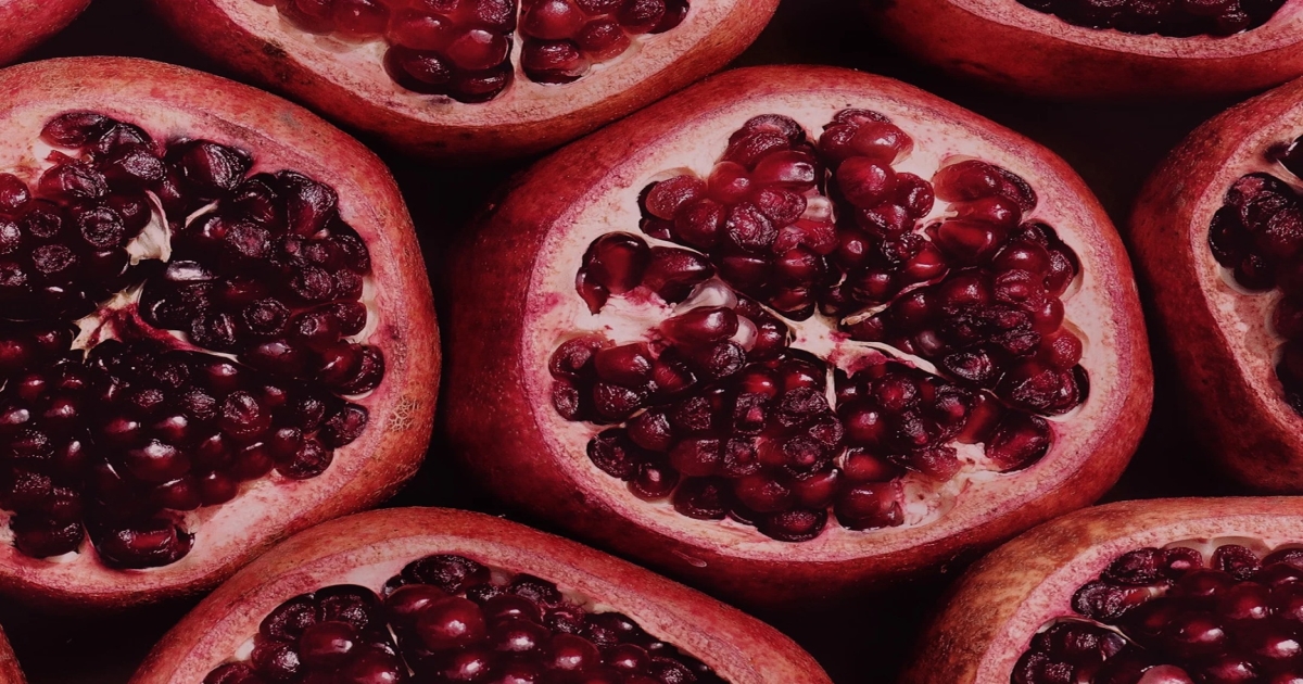 Pomegranate Lovers Beware: Important Health Benefits and Side Effects You Must Know