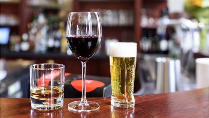Chennai bar announced lcd tv for drinkers