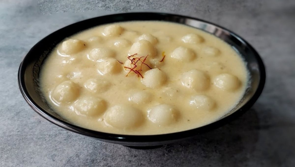 how to prepare milk kozhukatai in home
