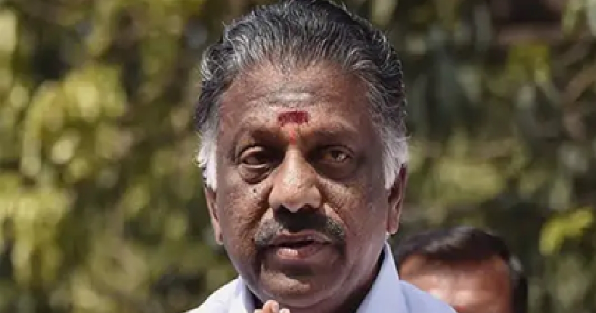 in-chennai-perambur-o-panneer-selvam-party-supporter