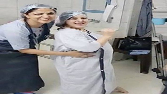 pregnant lady dancing in hospital