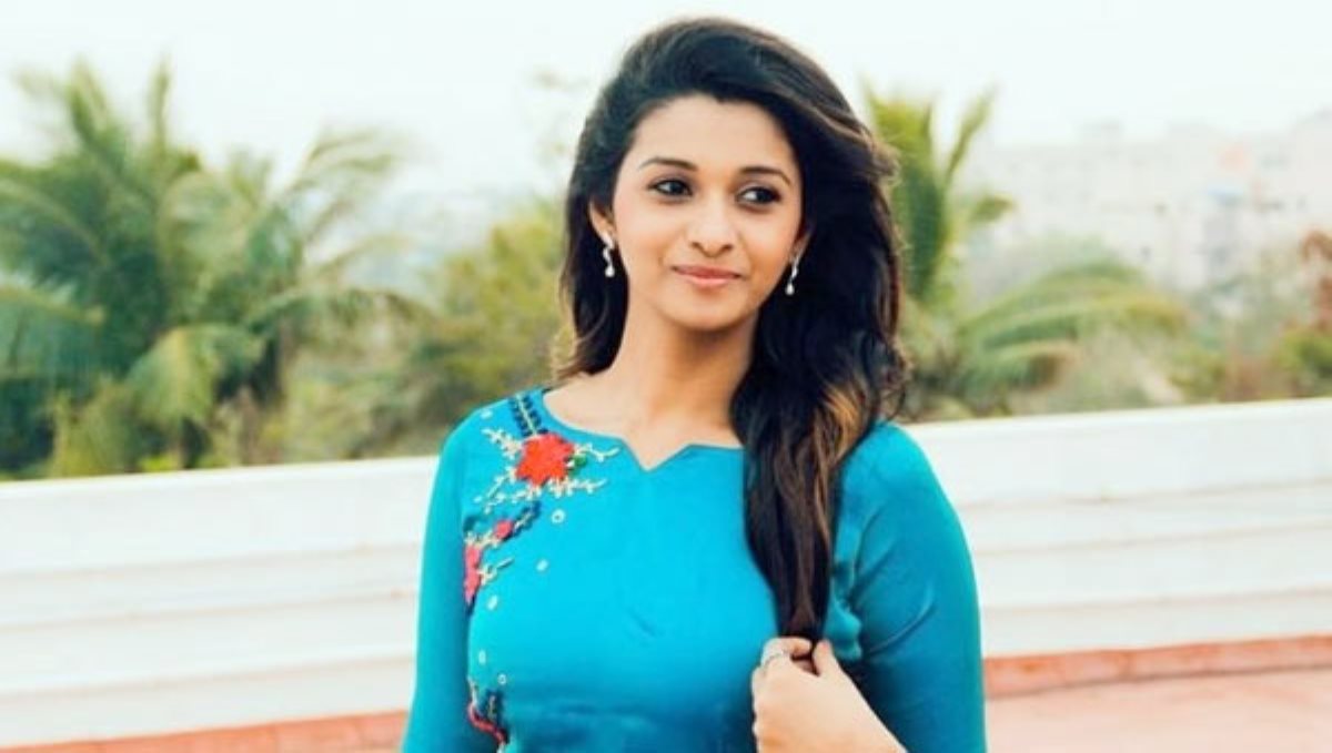 priya-bavani-shankar-workout-video-viral