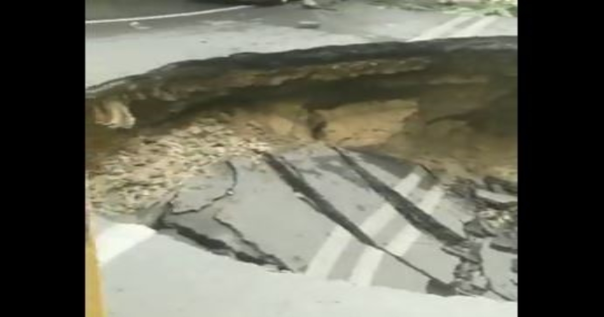 road caved in Delhi's Janakpuri
