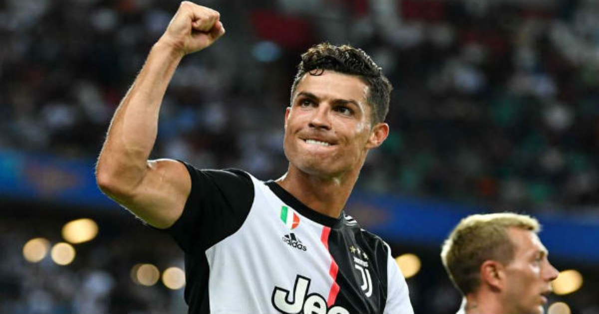 Ronaldo has been fined Rs 50 lakh for knocking his mobile phone 