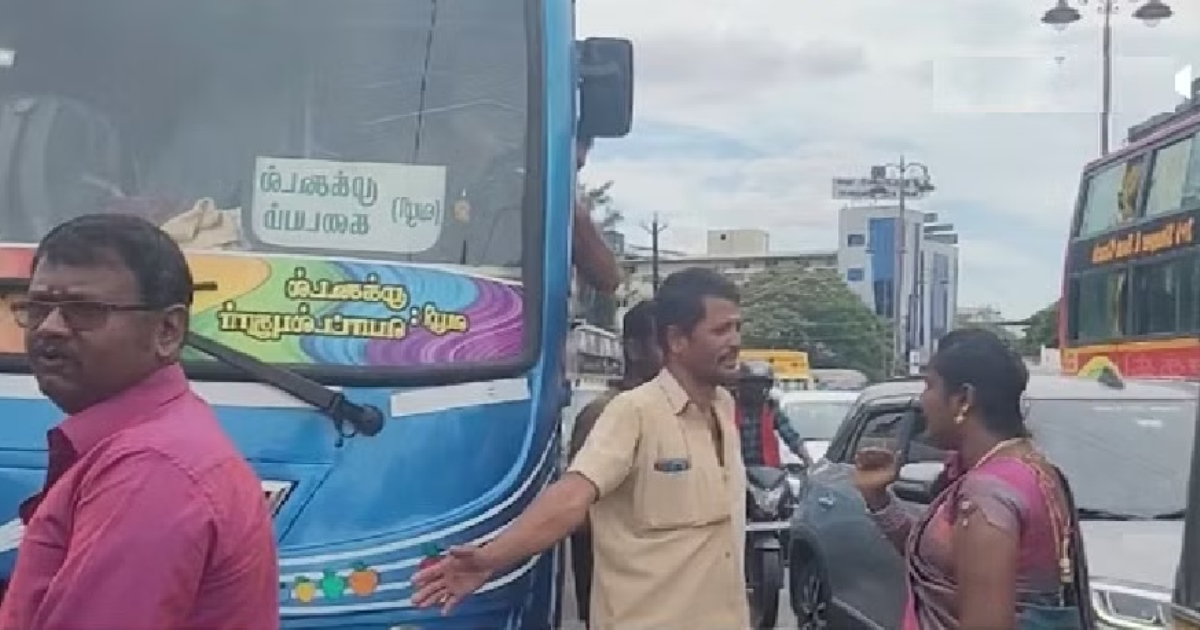 nellai women fight with private bus driver on road 