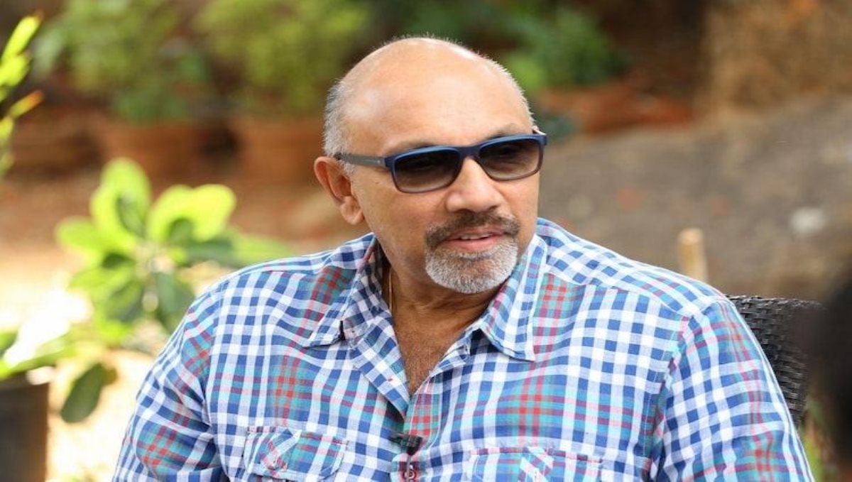 15-forest-elephant-came-to-sathyaraj-sister-house