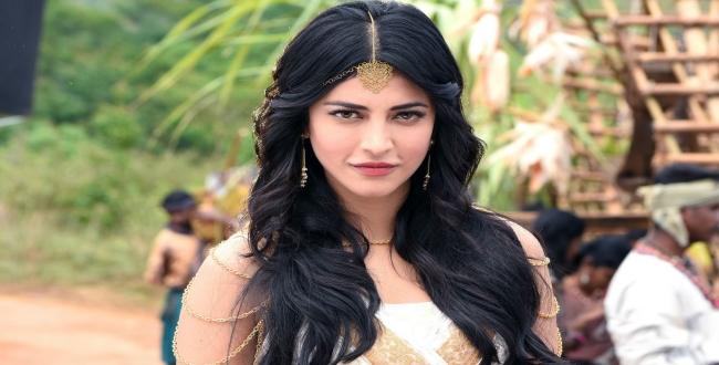 Actress shruthi hasan favorite movie name