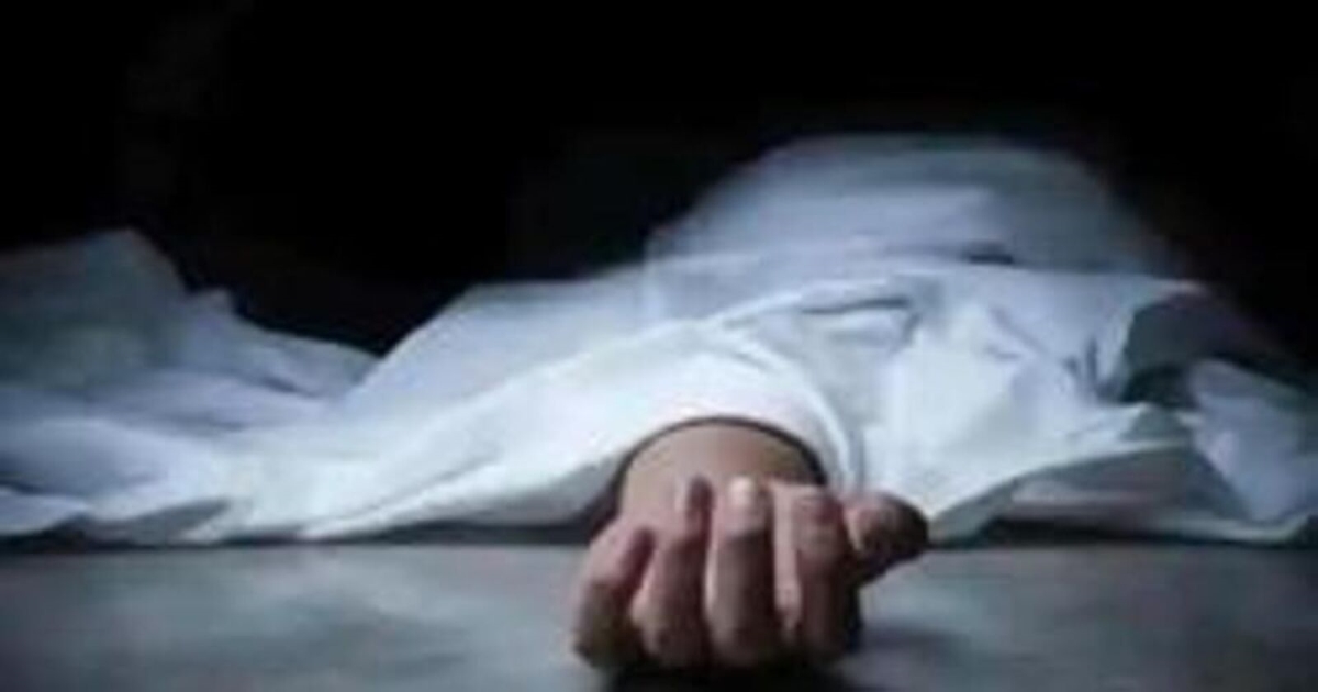 pune-illicit-liquor-deaths-photo-mismatch-raises-questi