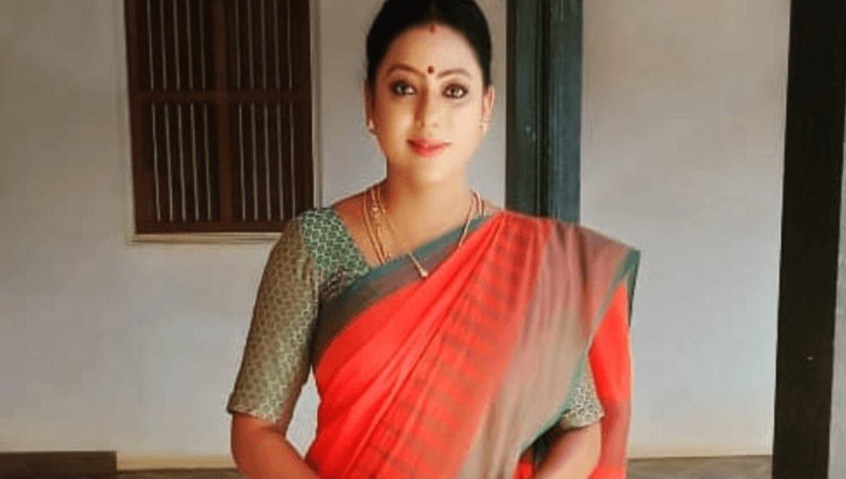 Bakiya Lakshmi serial actress bakiya latest modern photo shoot photos 