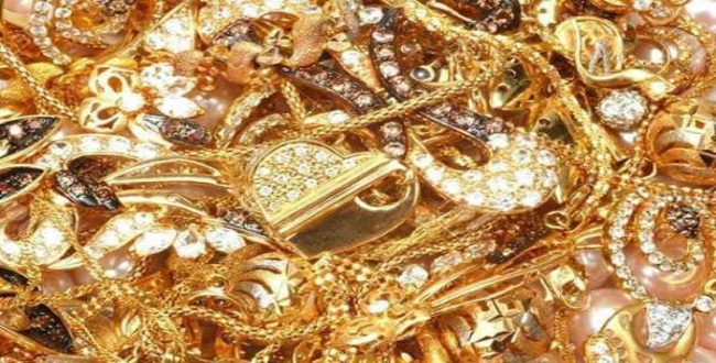 gold theft in lalitha jewellery