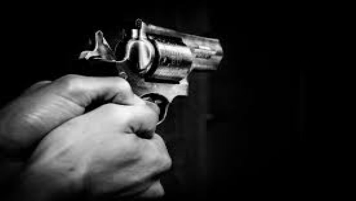 father in law shooted his daughter in law maharashtra
