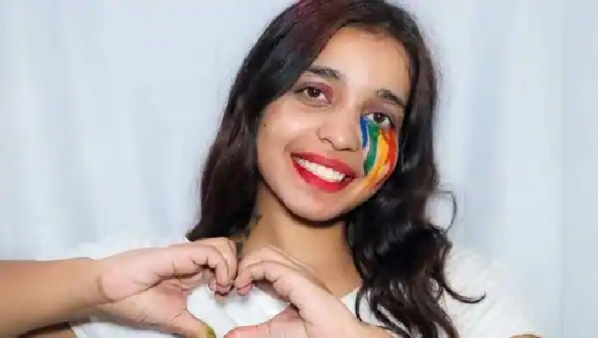 young-woman-has-said-she-is-going-to-marry-herself