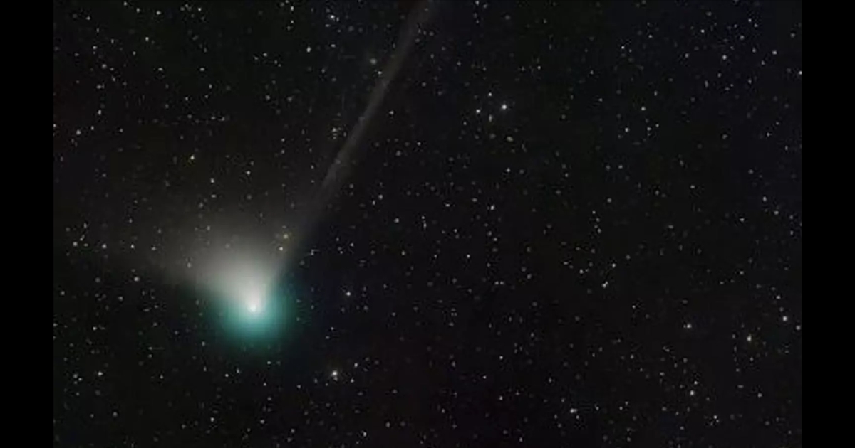 Green comet....approaches earth after 50 thousand years.