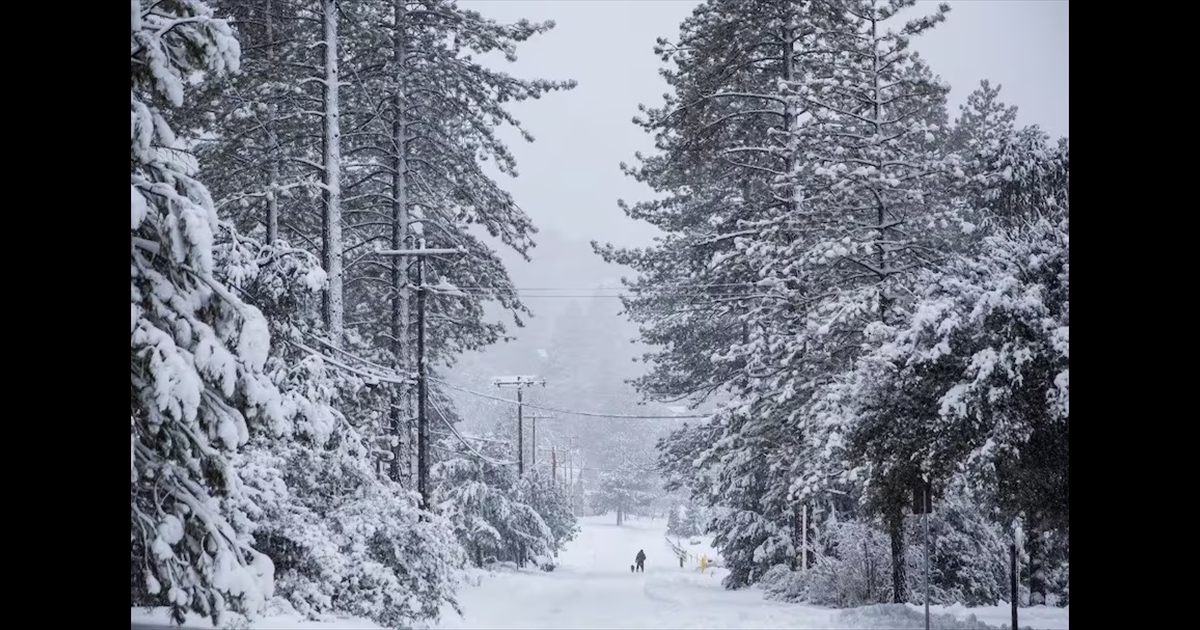 American provinces plunged into darkness; People are suffering due to worst snow storm..