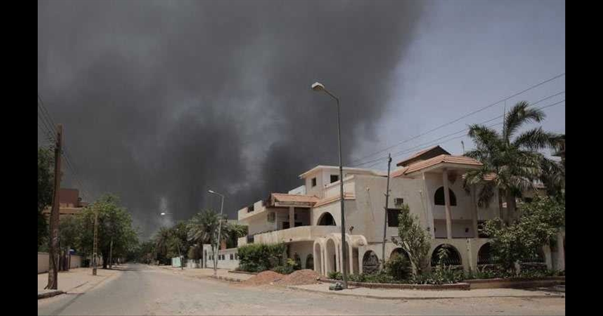 Military conflict in Sudan.. 56 killed... Indians should not come out... Indian Embassy...!