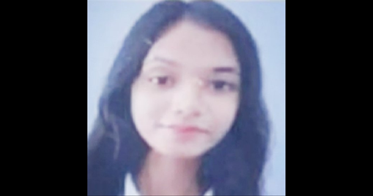 in Uttarakhand Roorkee 20 Aged Girl Died While Making reels 