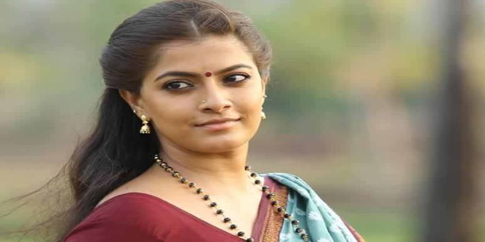 Varalakshmi openup about her movie experience 