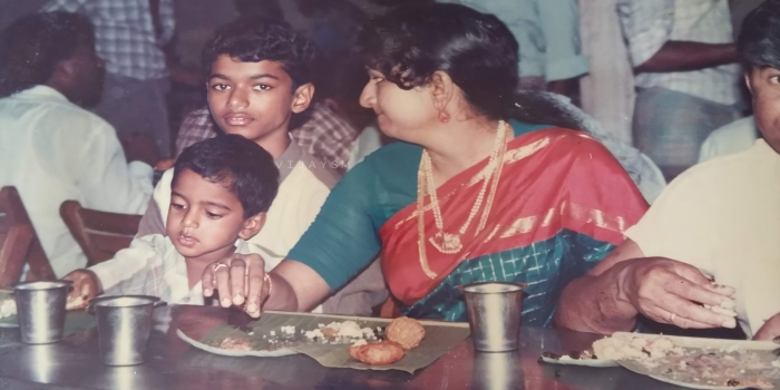 vijay-with-his-brother-vikranth-childhood-photo-goes-vi