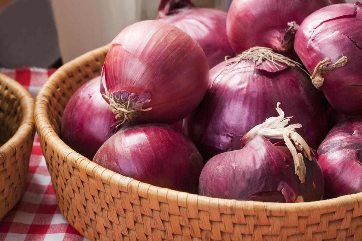 Onion health benefits in tamil