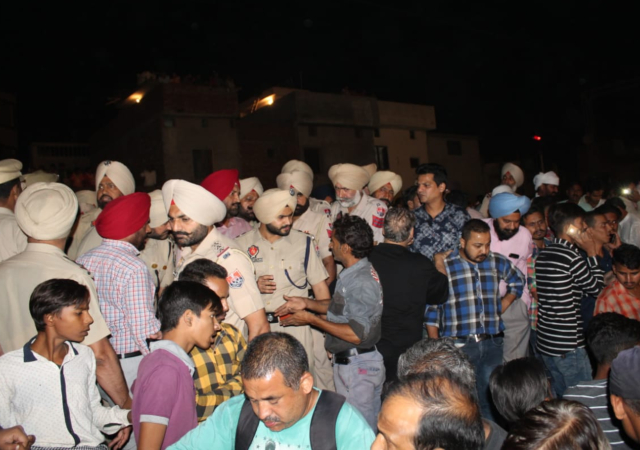 sidhu taking care of families died in train accide
