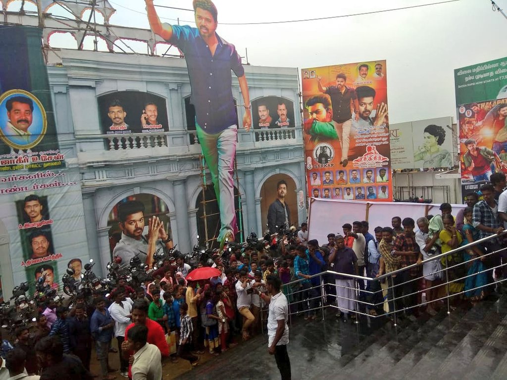 supporters and haters of sarkar full coverage