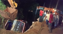   Andra pradesh Bus Accident 7 Died 20 Injured 